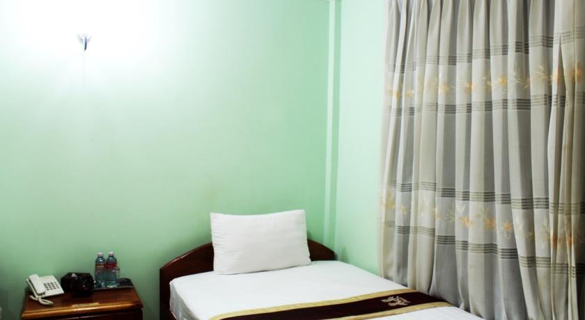 Flamingos Hotel Phnom Penh Exterior photo